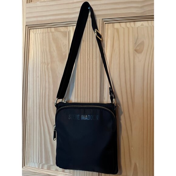 STEVE MADDEN CROSSBODY BAG - Picture 1 of 4